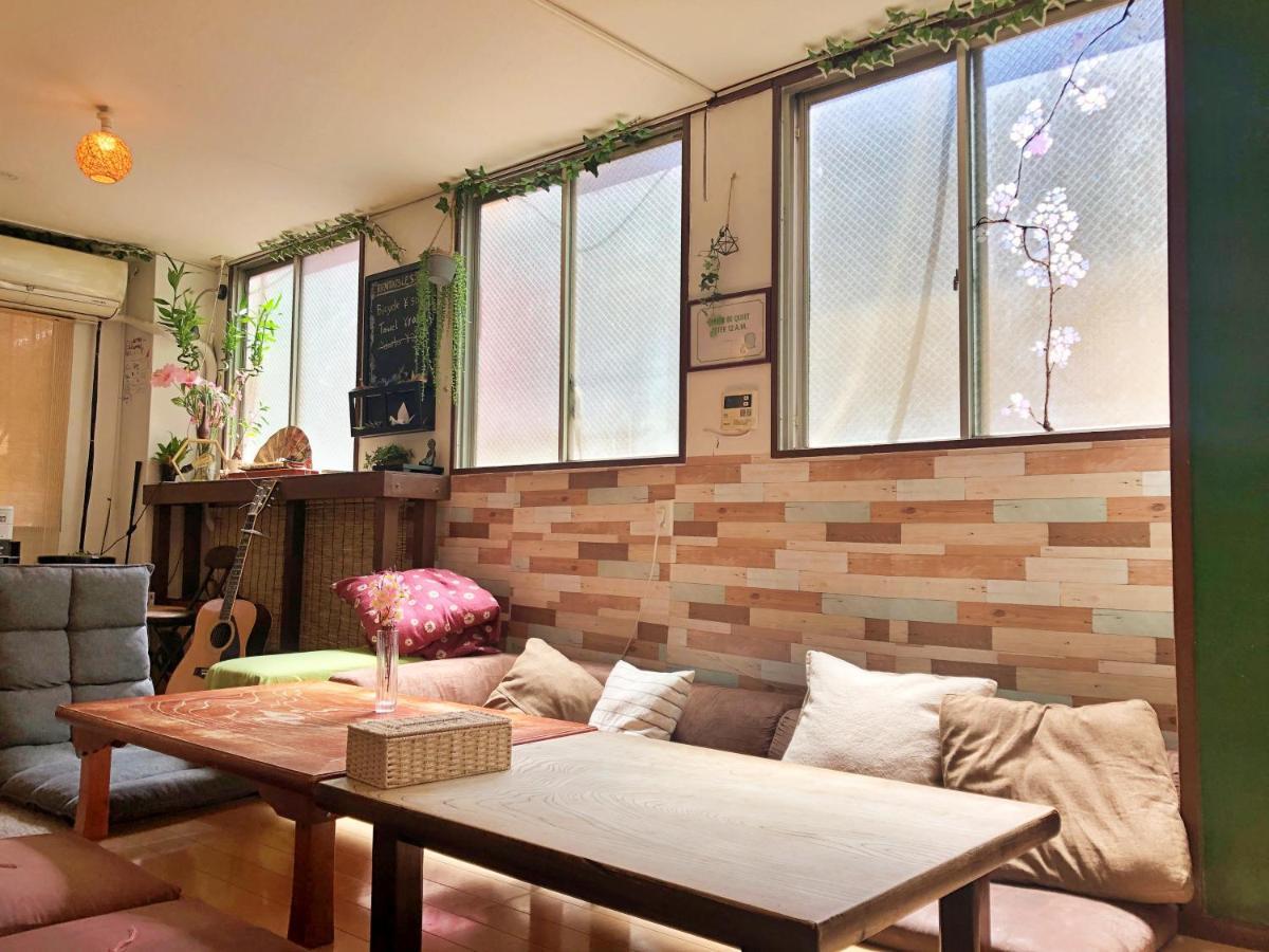 Peace House Sachi Hotel Osaka Bagian luar foto