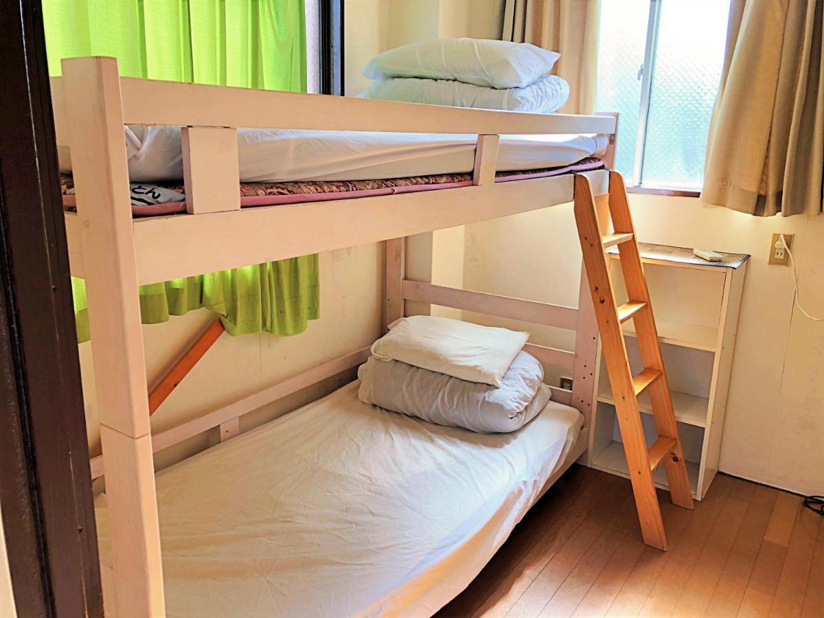 Peace House Sachi Hotel Osaka Bagian luar foto