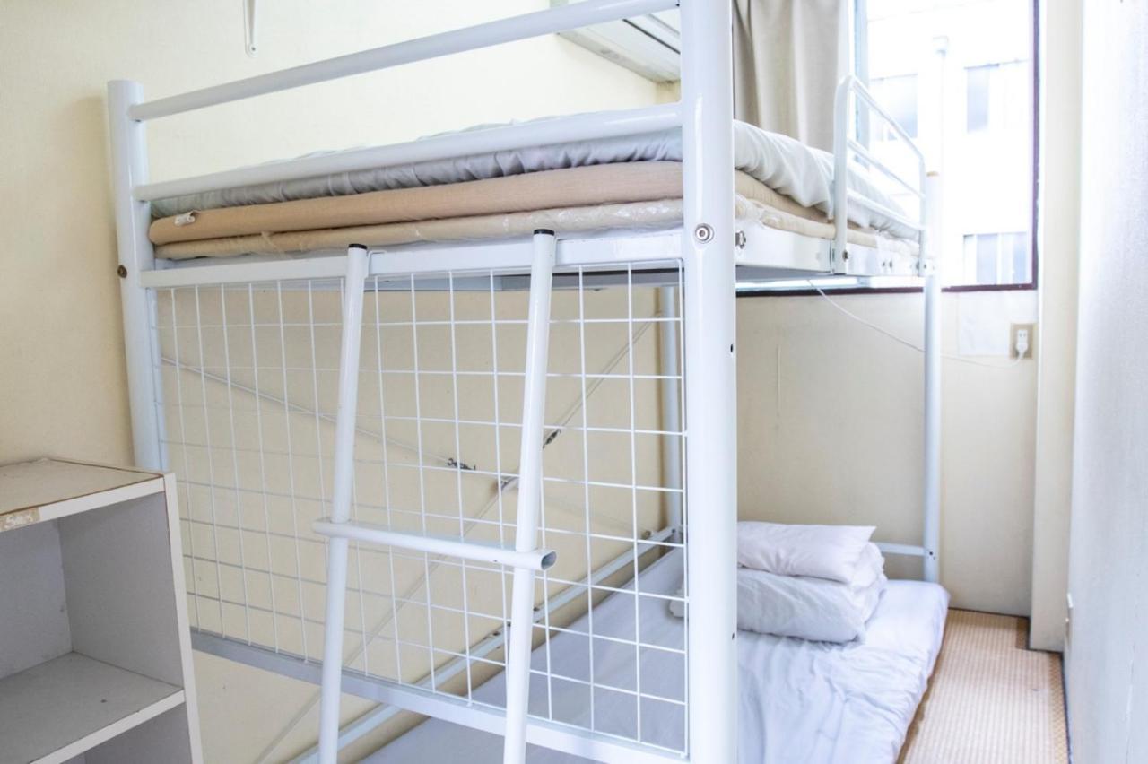 Peace House Sachi Hotel Osaka Bagian luar foto