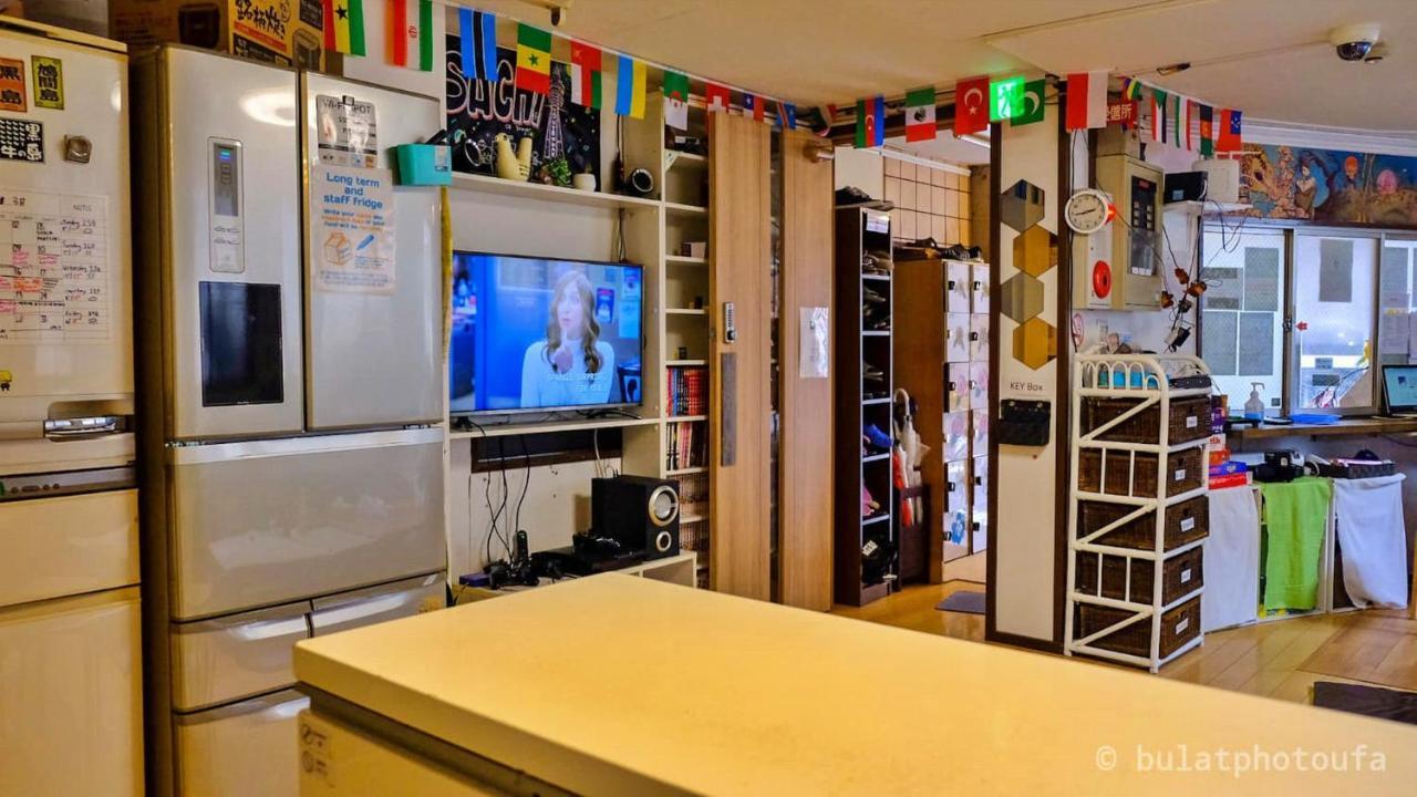 Peace House Sachi Hotel Osaka Bagian luar foto